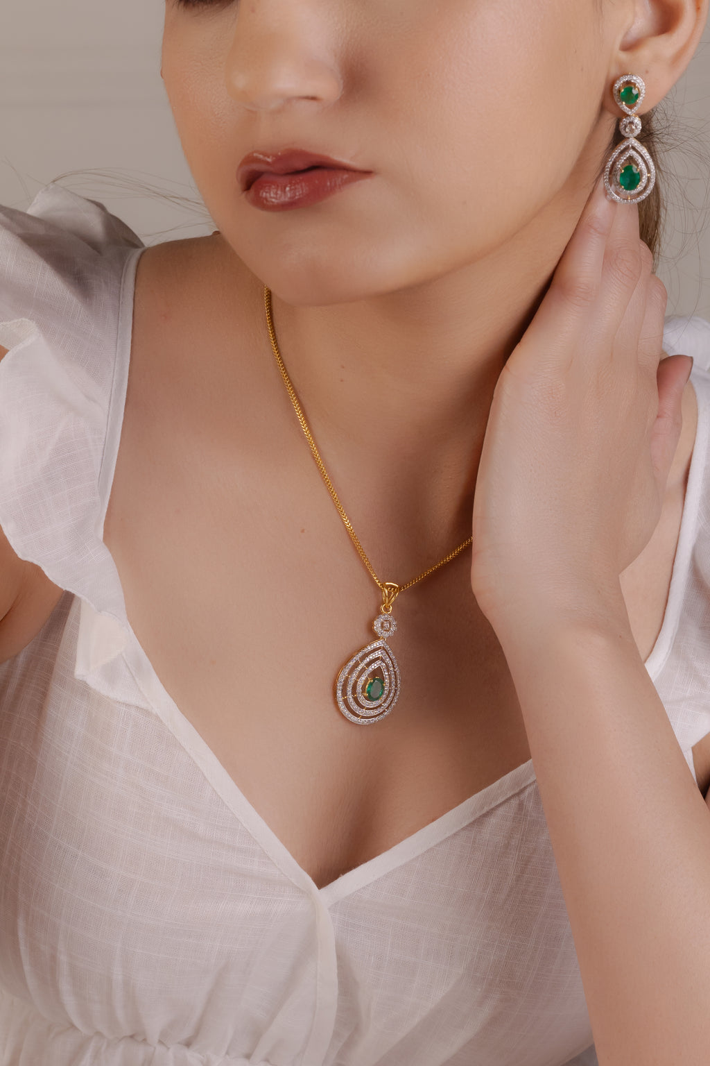 Emerald Loop Pendant