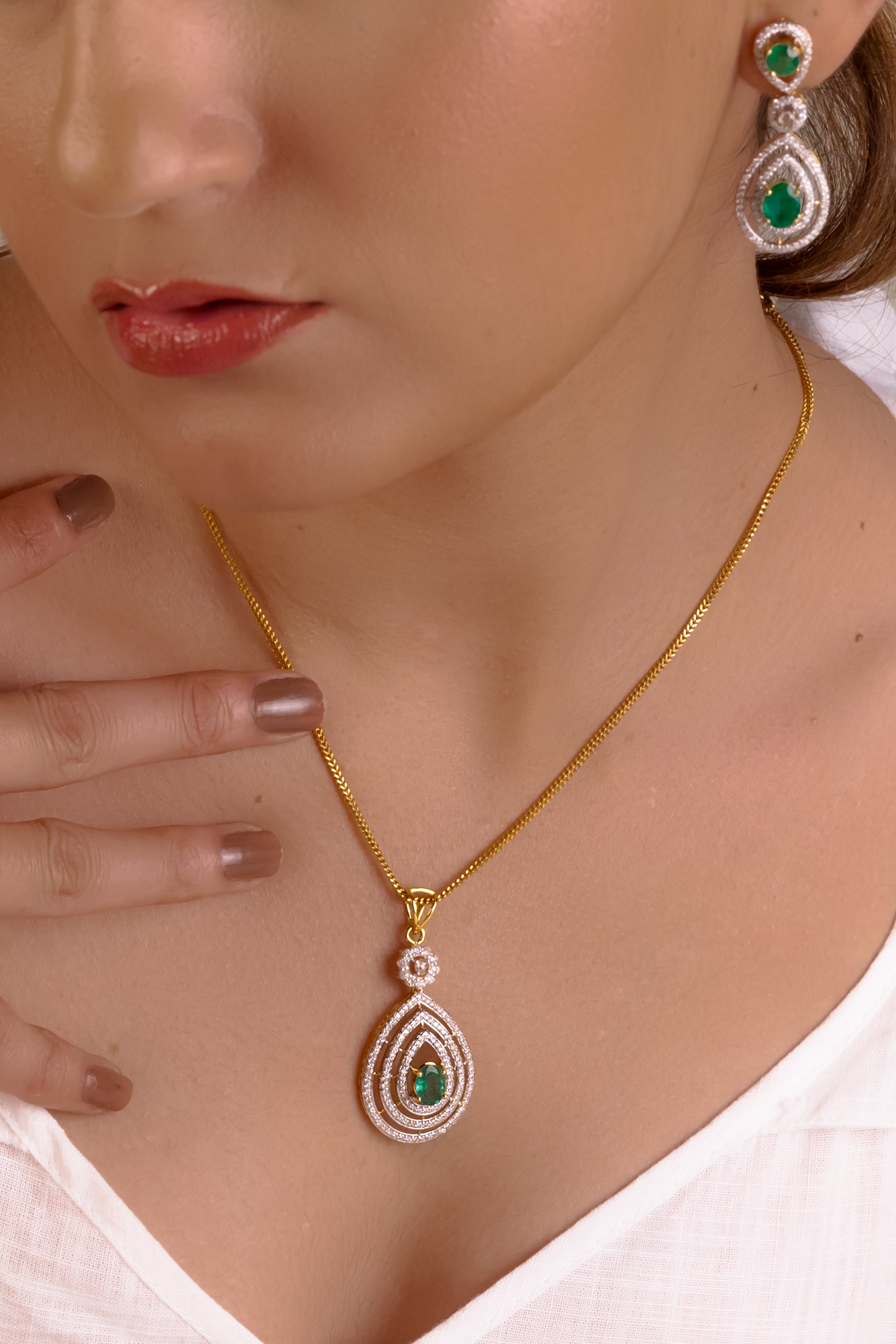 Emerald Loop Pendant