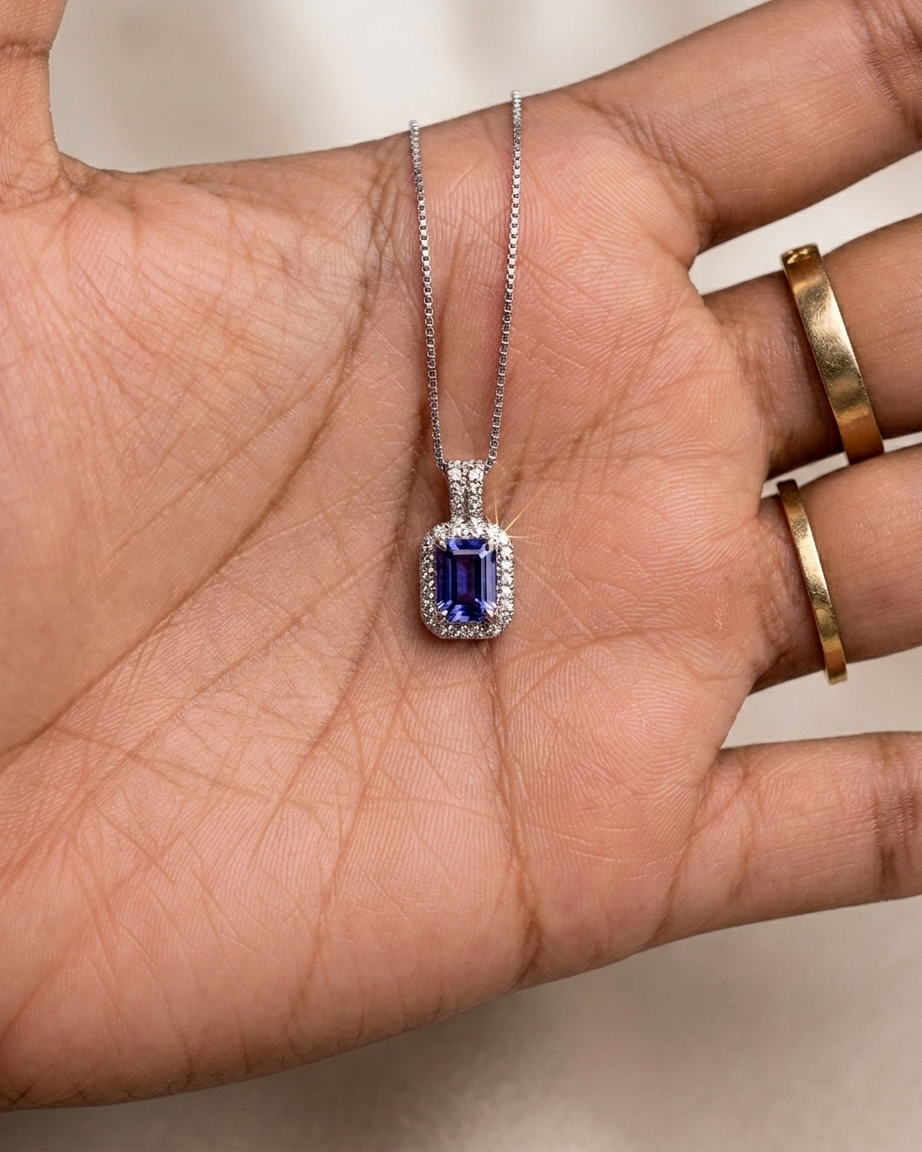Tanzanite Classic Pendant with Natural Diamonds